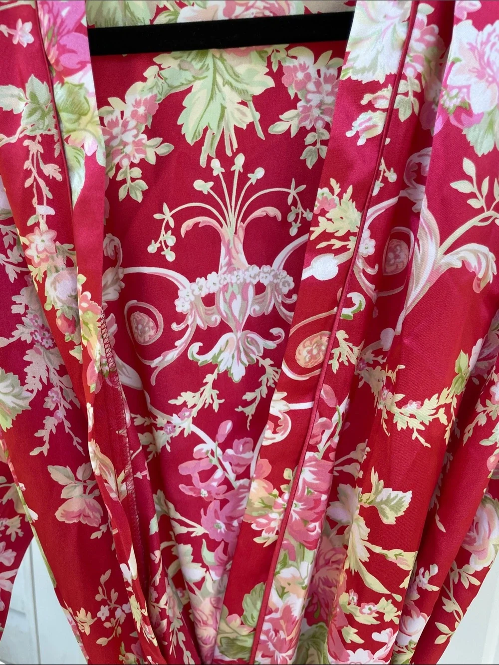 Oscar de la Renta Pink Label Floral Satin Robe